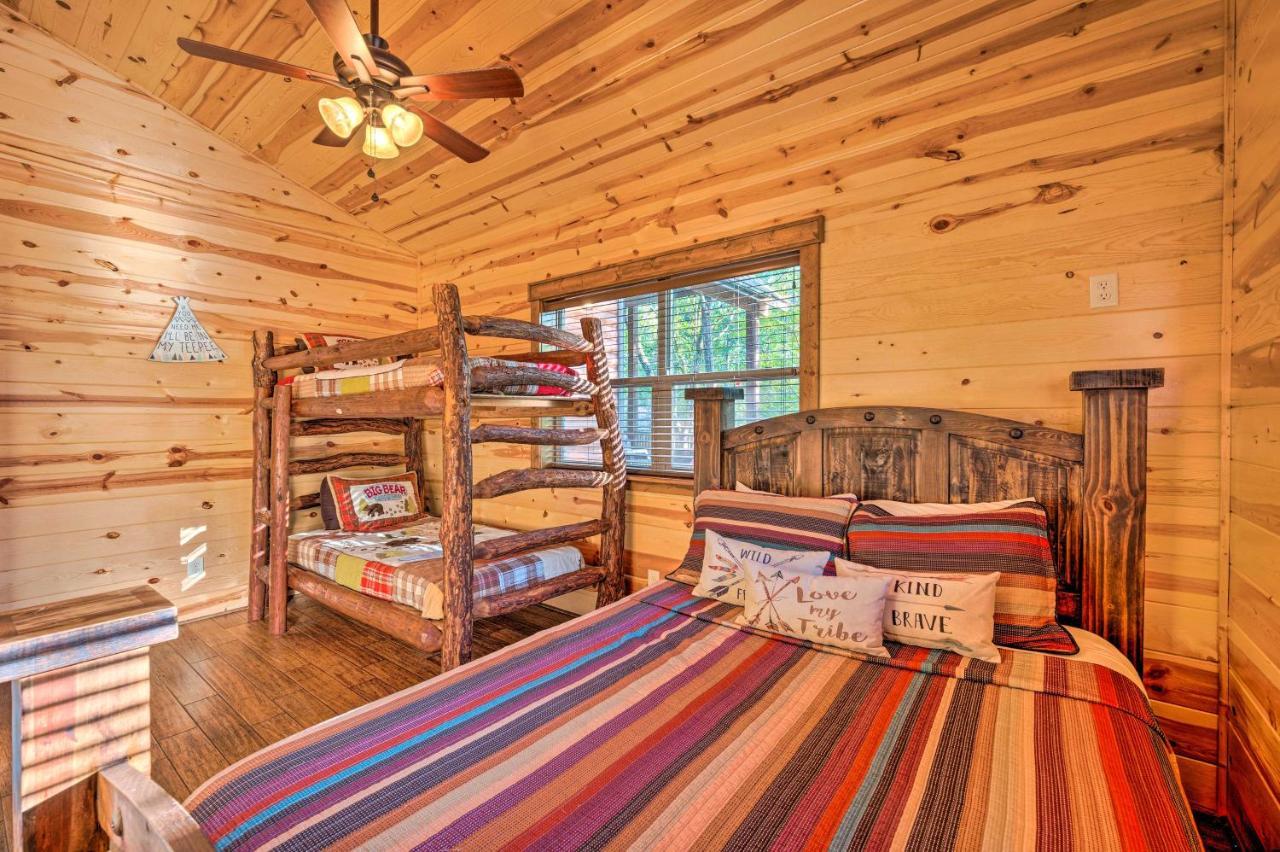 Creekside Broken Bow Cabin With Hot Tub And Fire Pit! Stephens Gap Kültér fotó